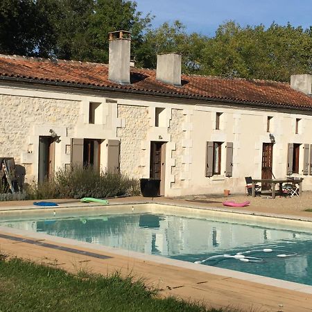 Maison Perigord Vert Piscine Et Spa La Roche-Chalais Экстерьер фото